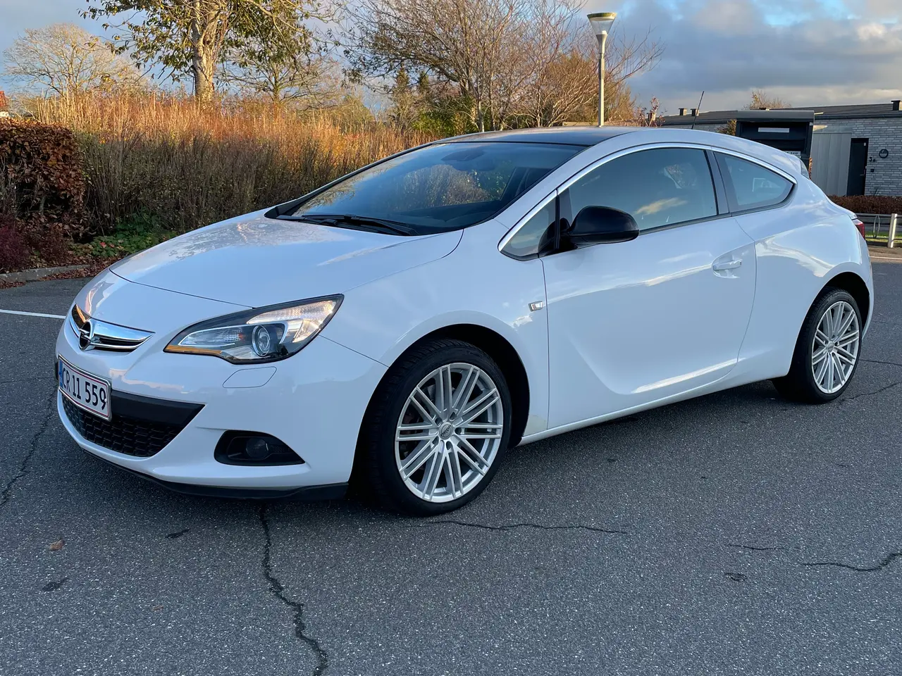Billede 1 - Opel Astra GTC 2.0 opt cdti