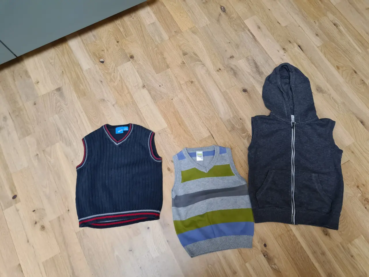Billede 3 - Vest, Veste str 68 -116
