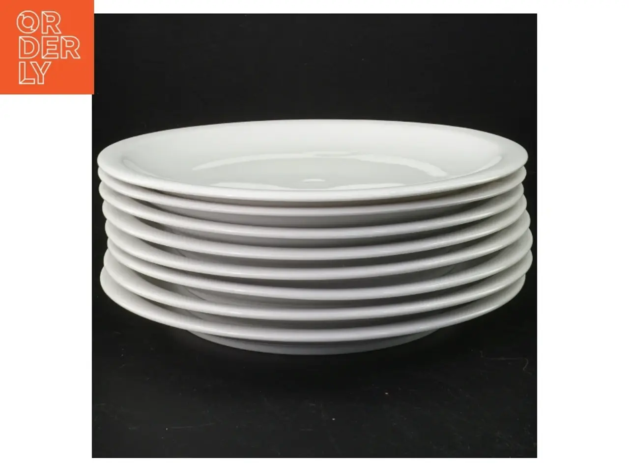 Billede 1 - 8 middagstallerkener, hvidt porcelæn (str. 23,5 cm)