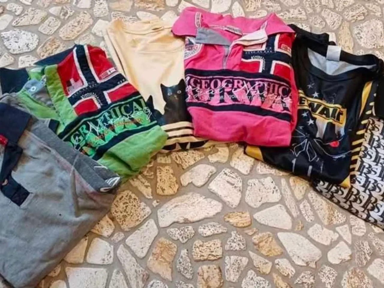Billede 1 - 6 x T-shirts
