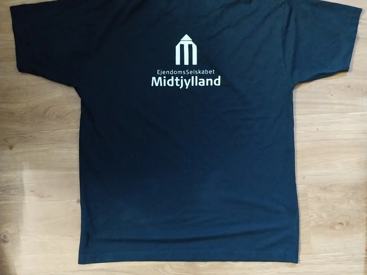Billede 4 - Sort tshirt str XL