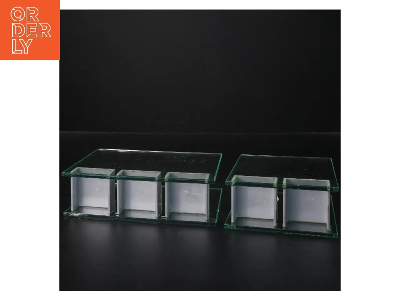 Billede 2 - 2 Glas fyrfadsstager (str. 17x12x5&12x11,5x5 cm)