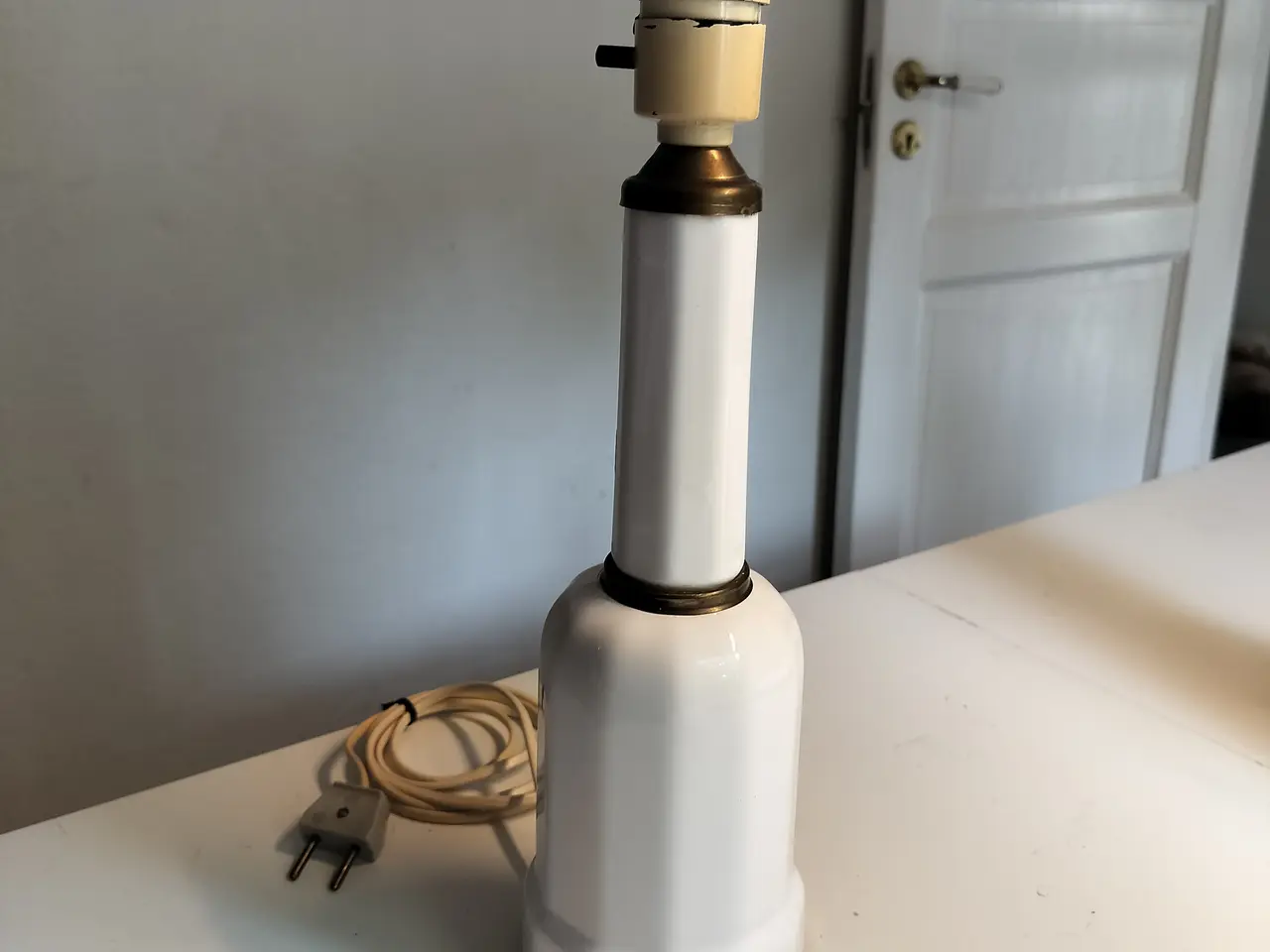 Billede 2 - Heiberg lamper med messing og uden skår.