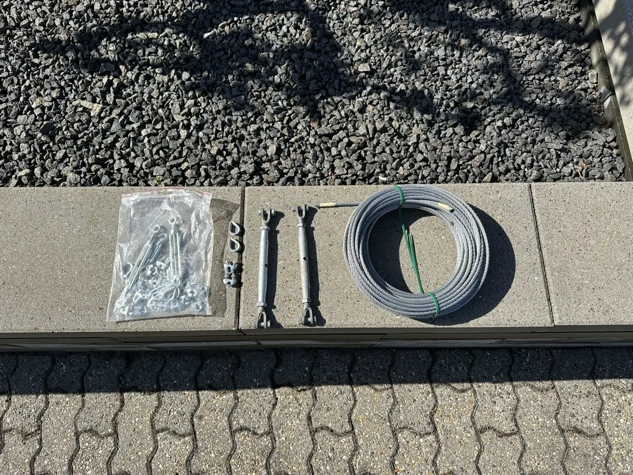 Billede 1 - Ø6 stålwire ca. 30 meter samt bespænding