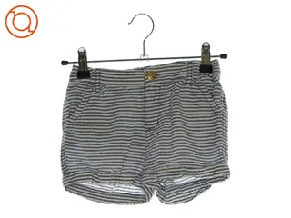 Shorts fra H&M (str. 116)