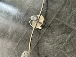 Loftlampe i stål med 3 spot.