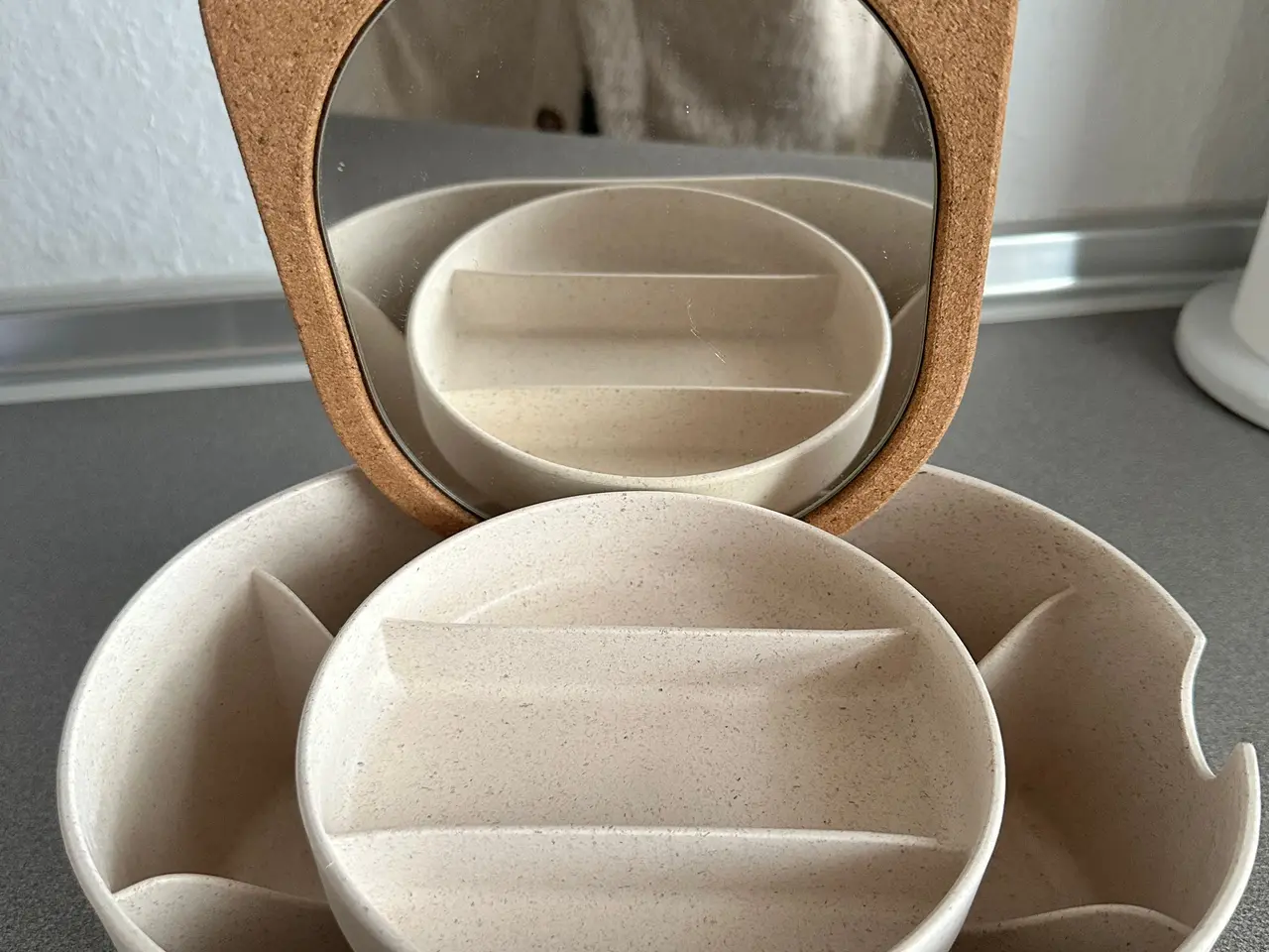 Billede 1 - Beautyboks m/spejl