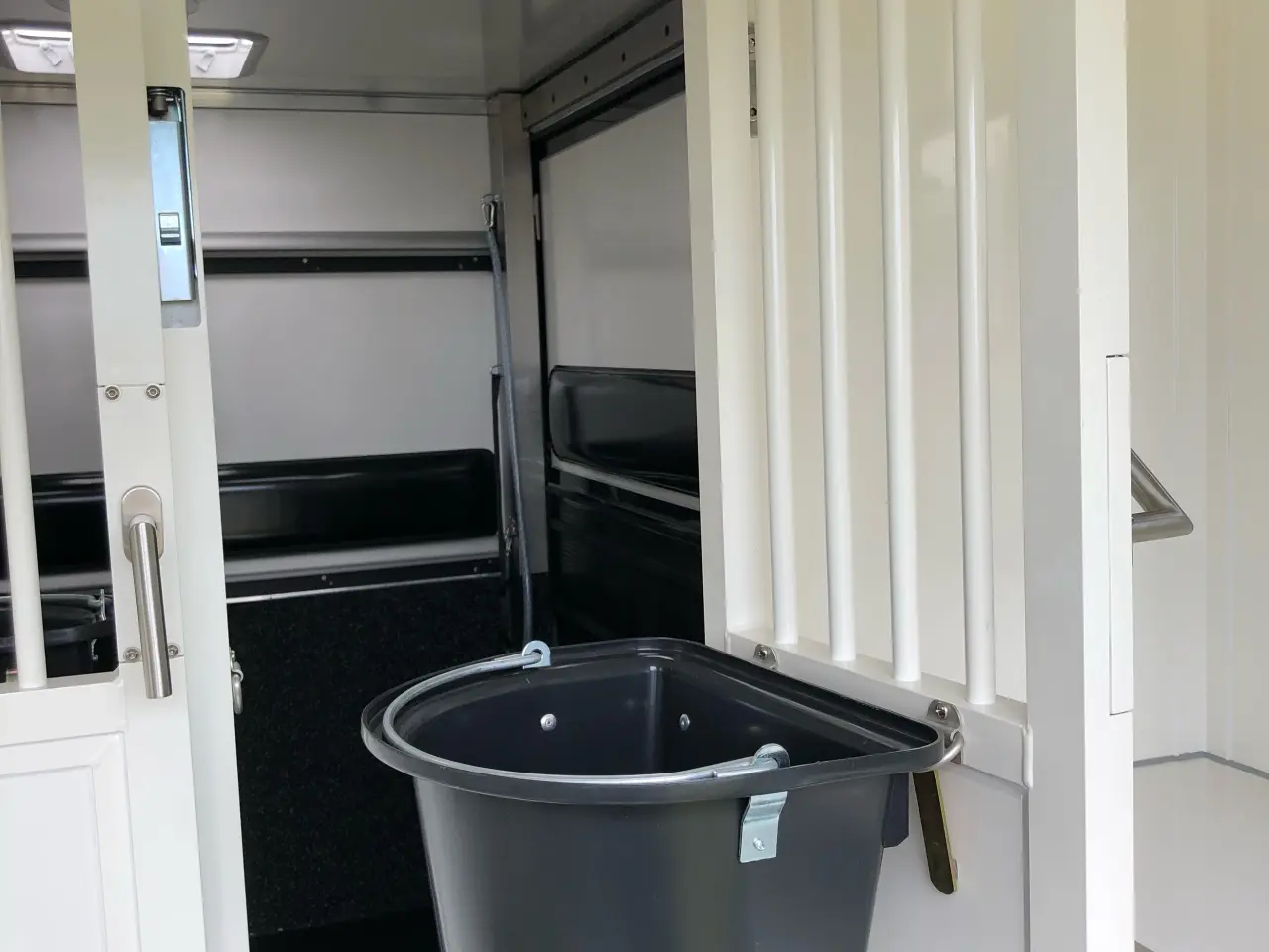 Billede 5 - Renault Master 4500 kg - PARAGAN BOX MODEL