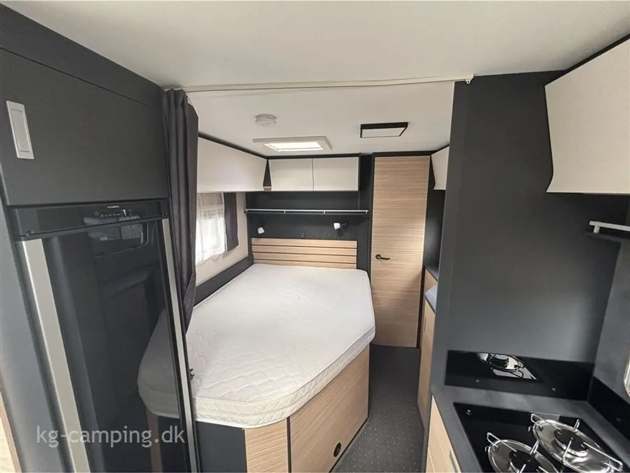 Billede 8 - 2022 - Hobby Optima De Luxe T70 F aut. Velholdt autocamper med dobbeltseng og masser af ekstraudstyr.