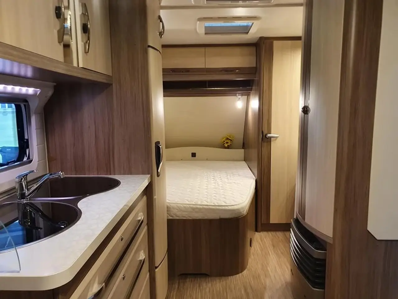Billede 3 - Campingvogn - Hobby de luxe 460 UFe 2016