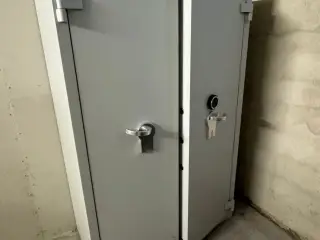 Nauta safe / Pengeskab