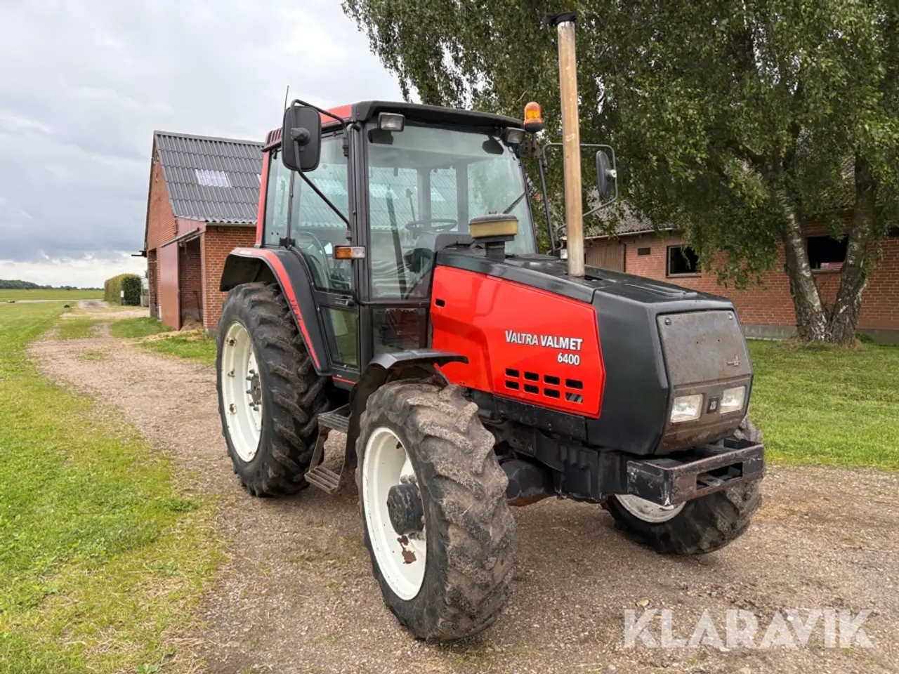 Billede 2 - Traktor Valtra valmet 6400