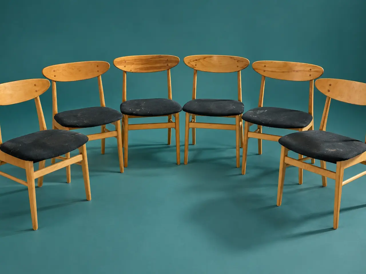 Billede 1 - 6 stk. Farstrup No. 210r spisebordsstole – massiv