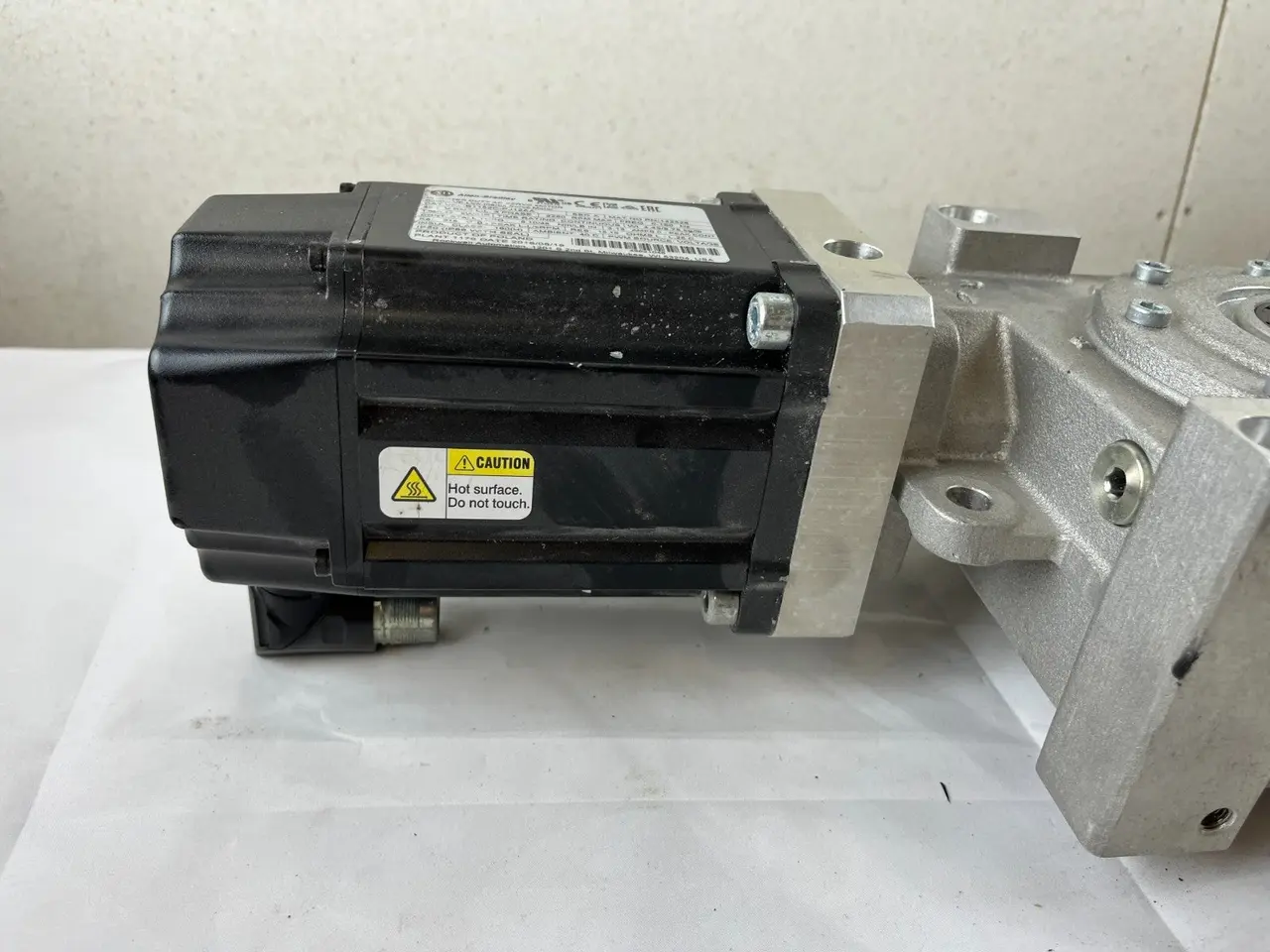 Billede 5 - Allen-Bradley MPL-B1520F-SJ24AA servomotor Gearbox