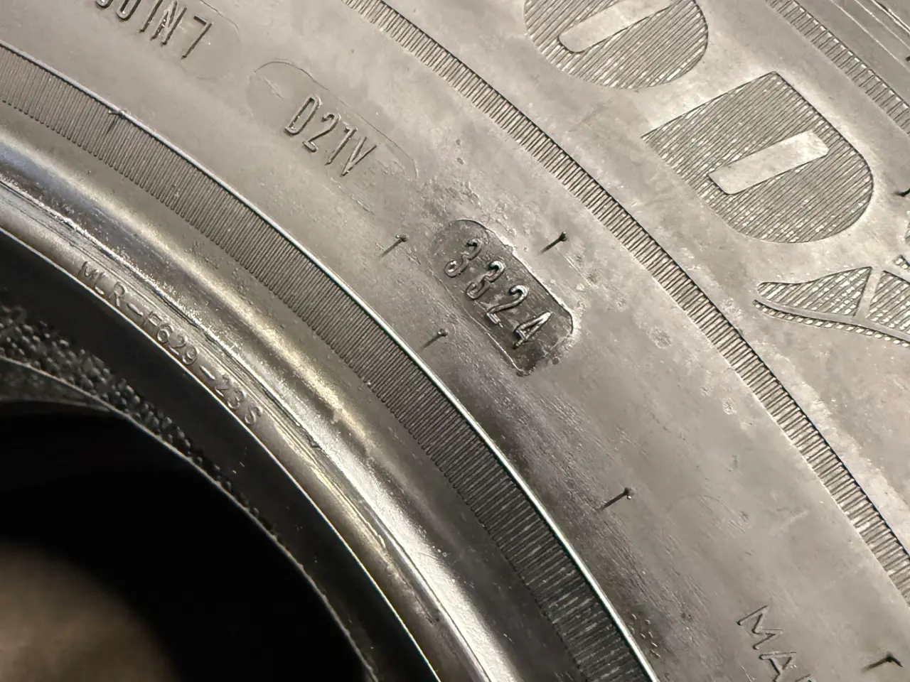 Billede 3 - Goodyear varevognsdæk 205/75 16c 113/111T