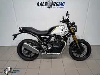 Triumph Speed 400 Pearl Met White/Phantom Black