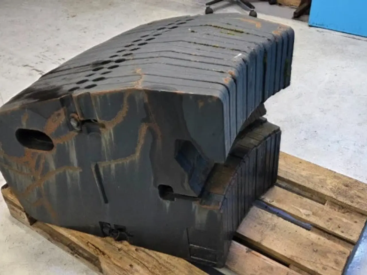 Billede 11 - New Holland T8 Frontvægt Kit 719665006
