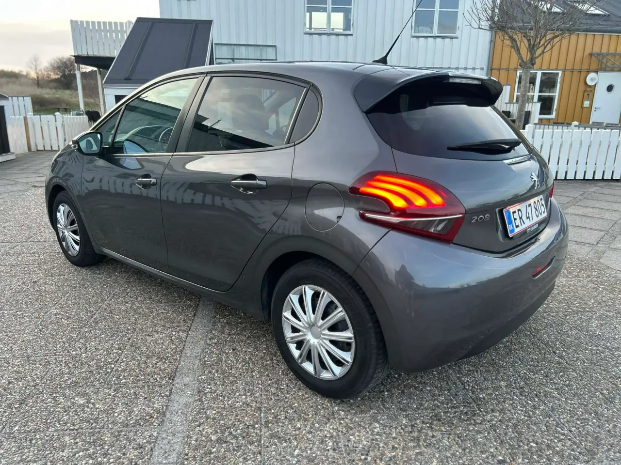 Billede 6 - Pæn og velholdt Peugeot 208 søger ny ejer🚗