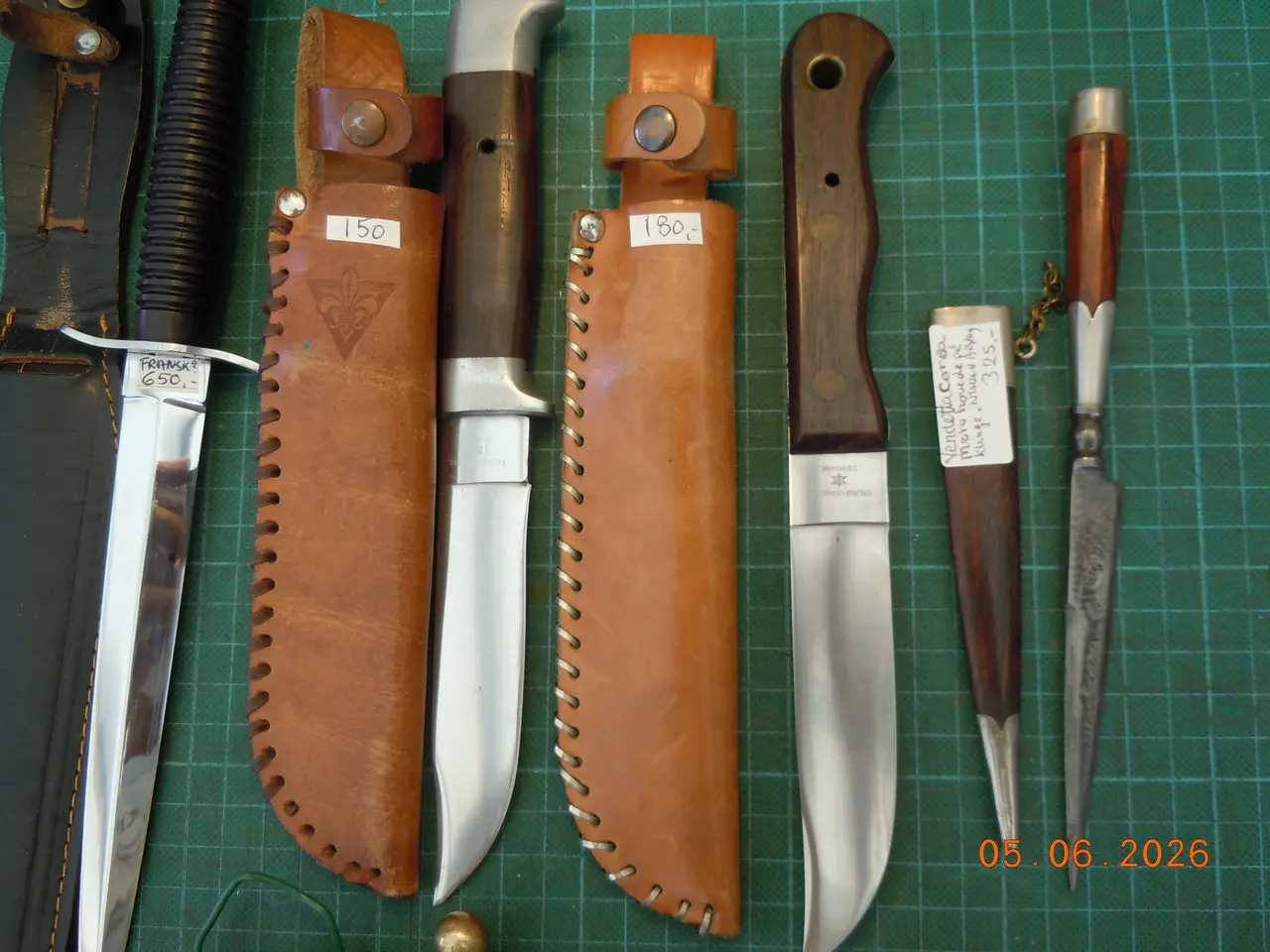 Billede 2 - Knive, dolke og daggerter.