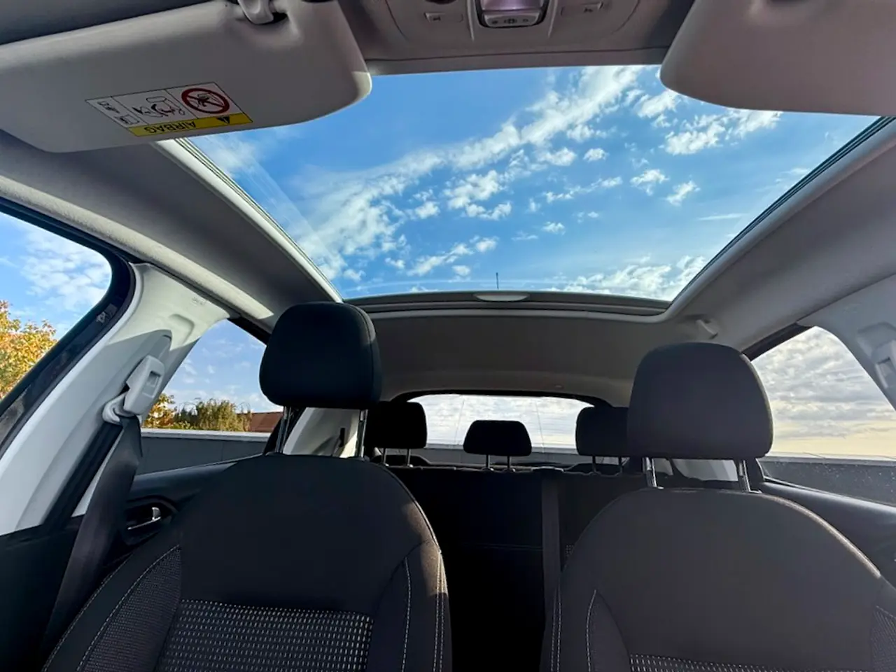 Billede 16 - Peugeot 208 1,6 BlueHDi 100 Allure Sky