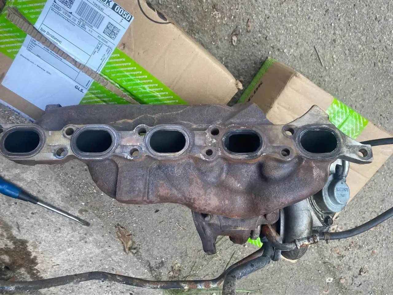 Billede 3 - Japanifold og til Volvo 5 cylinder benzin.