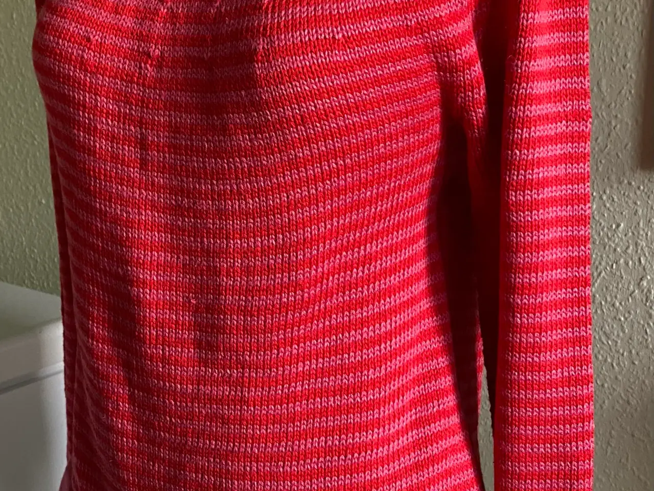 Billede 3 - Håndstrikket sweater