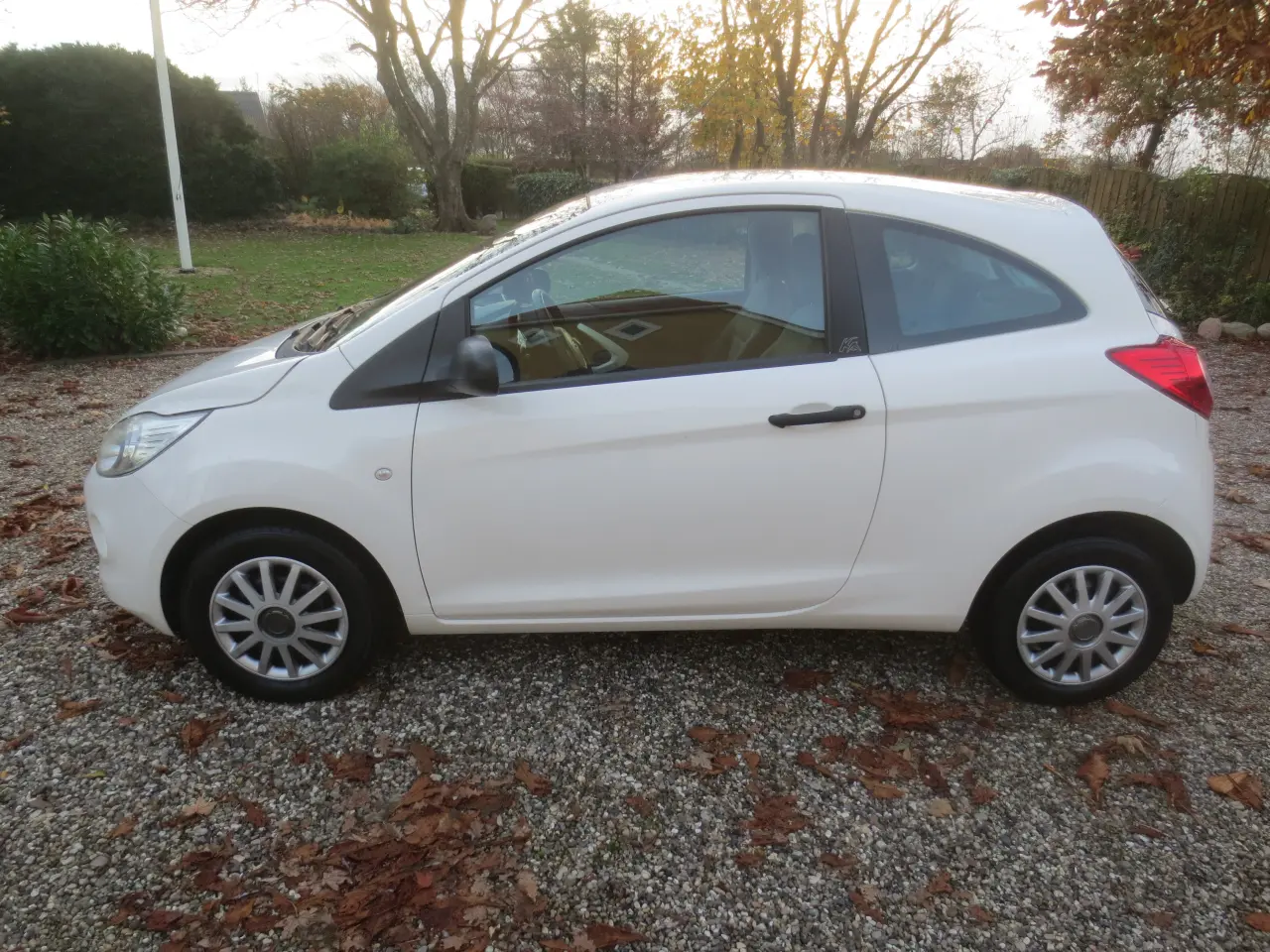 Billede 10 - Ford Ka 1.2 i År 2012. Nysynet.
