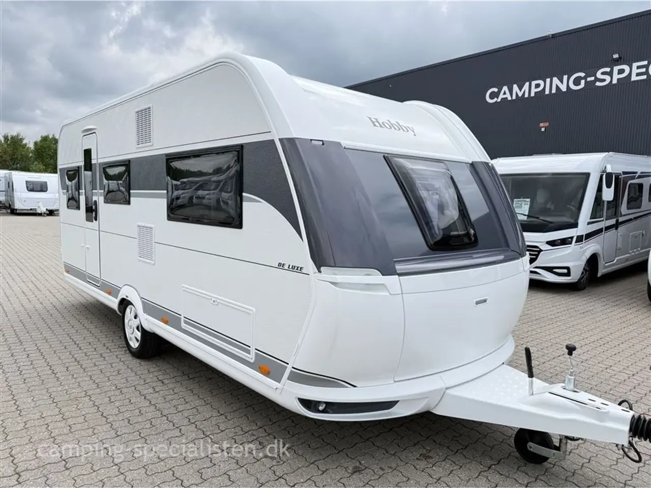 Billede 2 - 2026 - Hobby De Luxe 495 UL Hobby De Luxe 495 UL 2026 - Se den nu hos Camping-Specialisten.dk