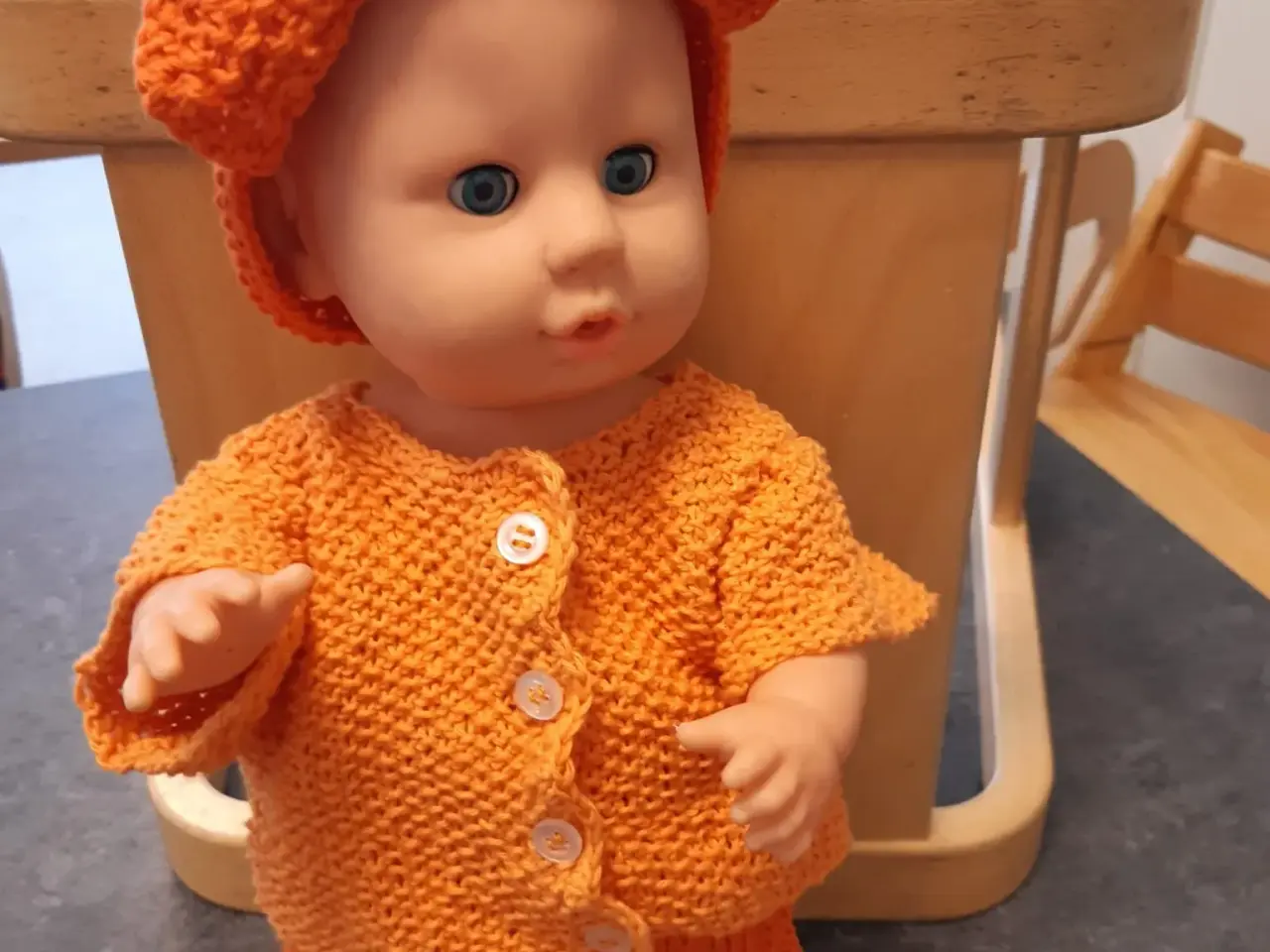 Billede 1 - Nyt hjemmestrikket til Baby Born