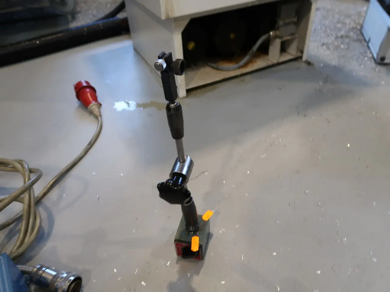 Billede 3 - Magnet med holder