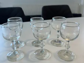 Vinglas, drikkeglas