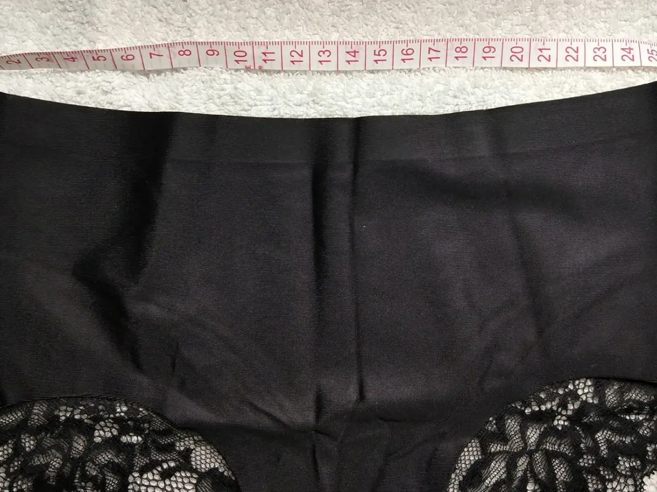 Billede 4 - Sød trusse med blonde bag