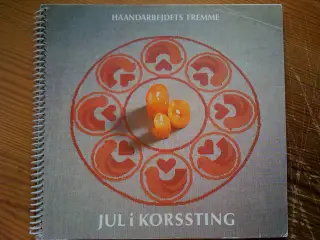 Diverse HAANDARBEJDETS FREMME - Årets korssting 