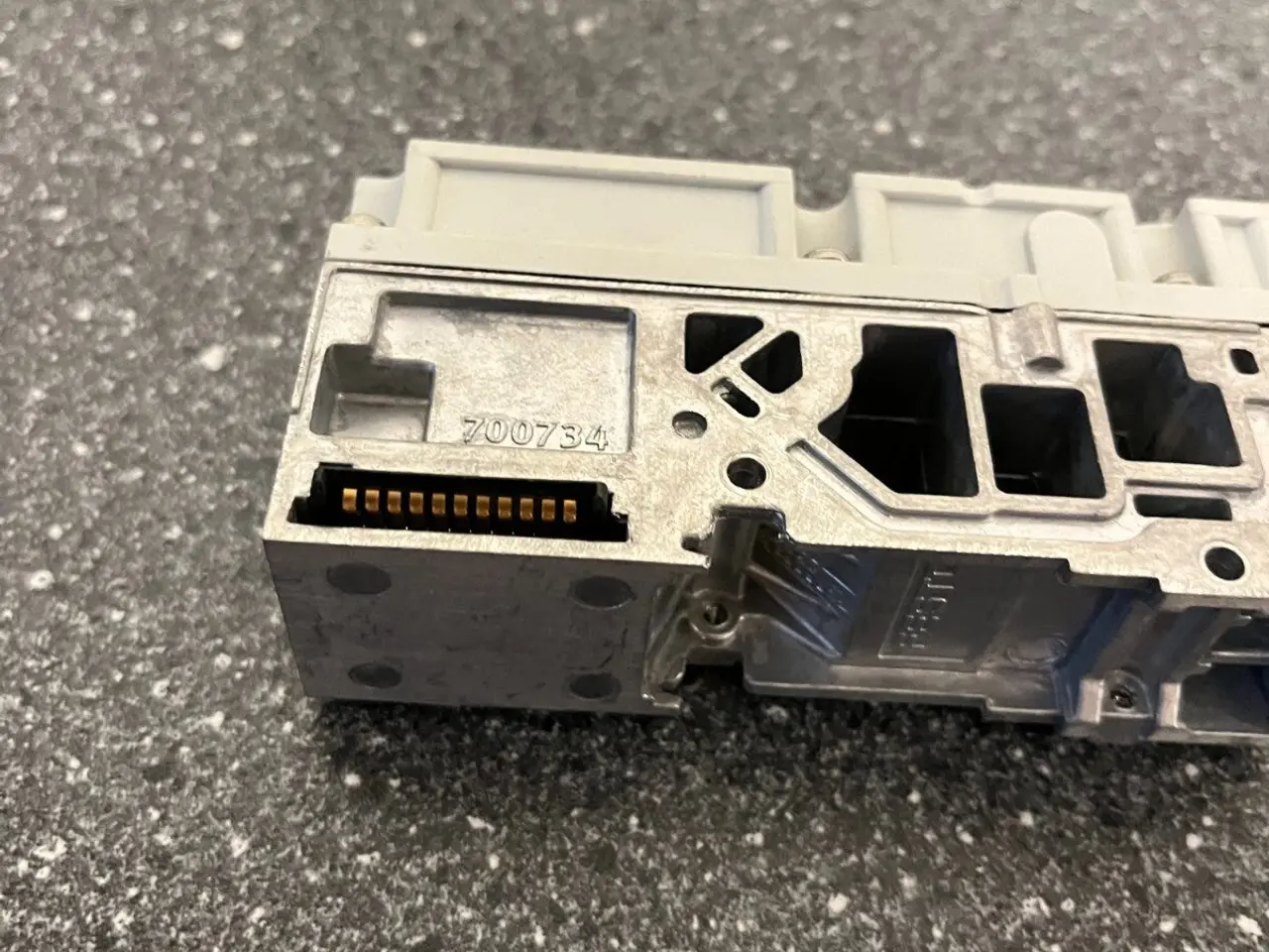 Billede 7 - Festo MPA-FB-5P-V ventil Manifold Block - , Part