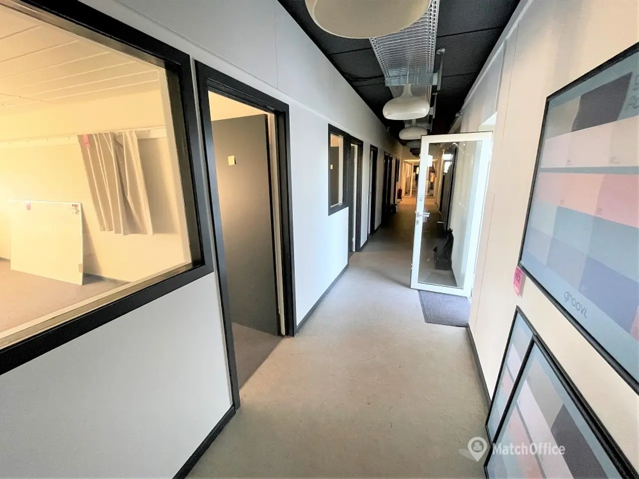 Billede 3 - 57 m2 lyst kontorlokale med egen terrasse