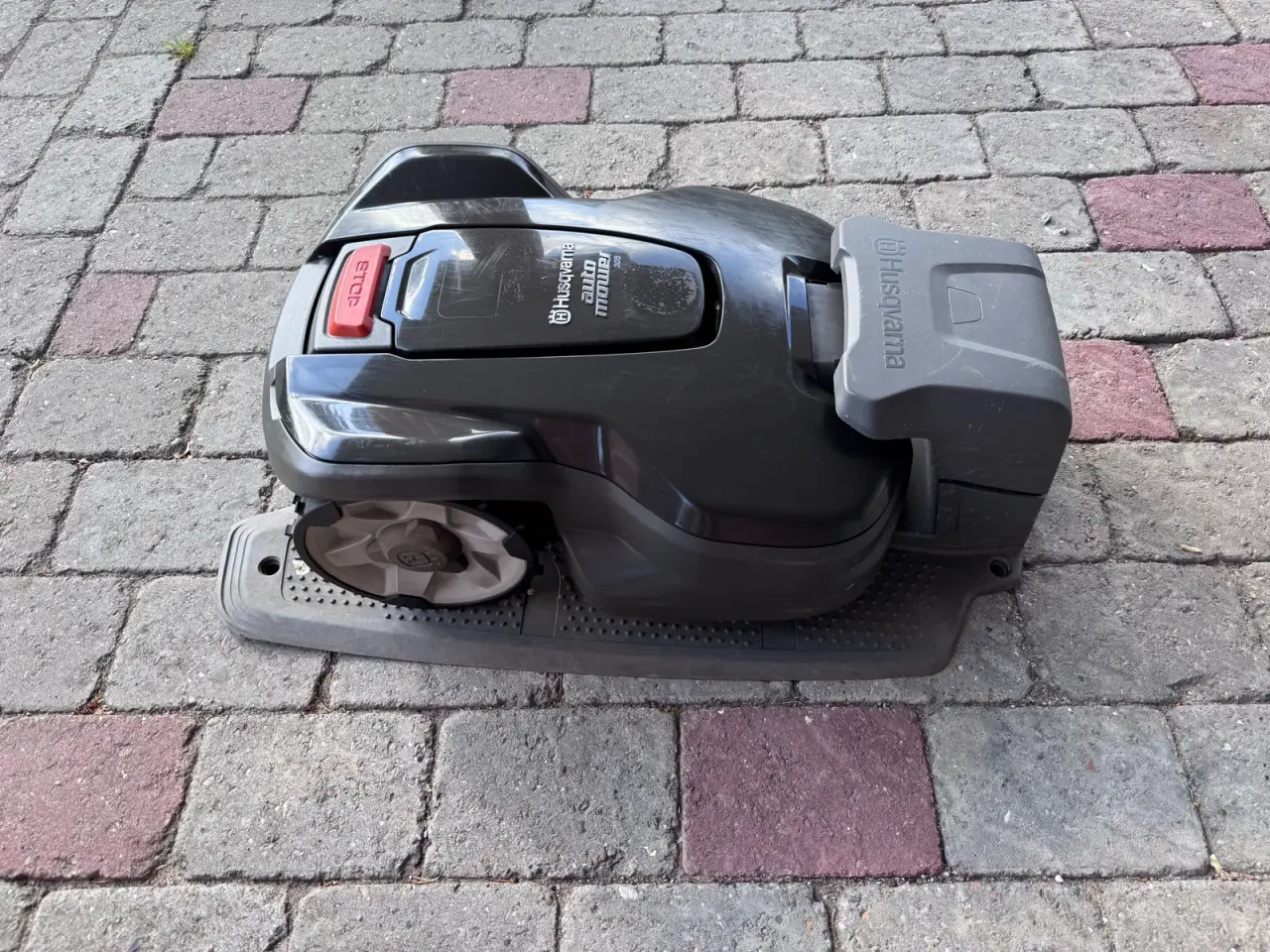 Billede 2 - Husqvarna Automower 305 med Connect 
