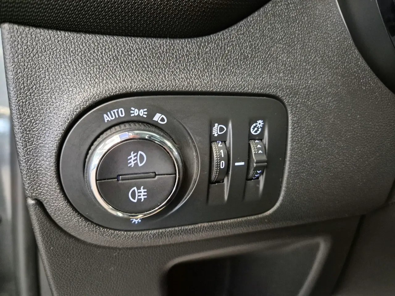 Billede 15 - Opel Crossland X 1,6 CDTI Innovation Start/Stop 99HK 5d