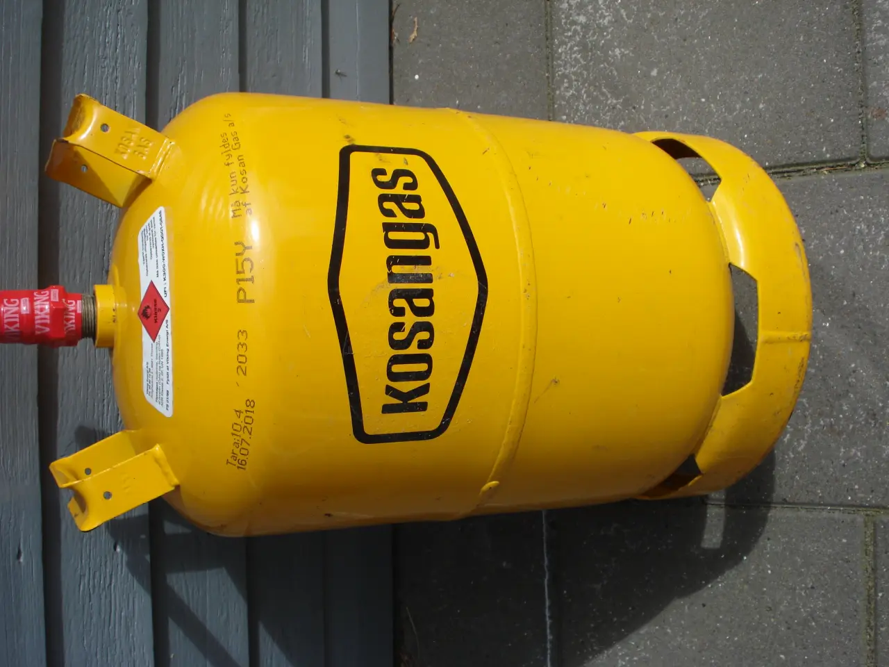 Billede 3 - Fyldt Gasflaske gul 11 kg plomberet
