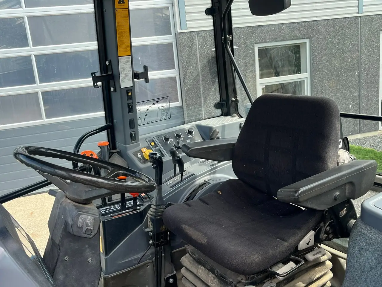 Billede 5 - New Holland 8240 SLE med frontlæsser