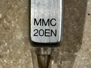 MMC20EN Pickup-Ombytning