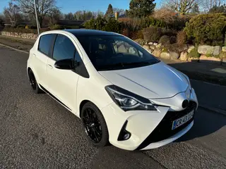 Yaris Gr sport med lavt km tal