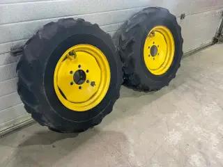 2 stk. Vaderstad 7.00 - 15 komplette hjul.