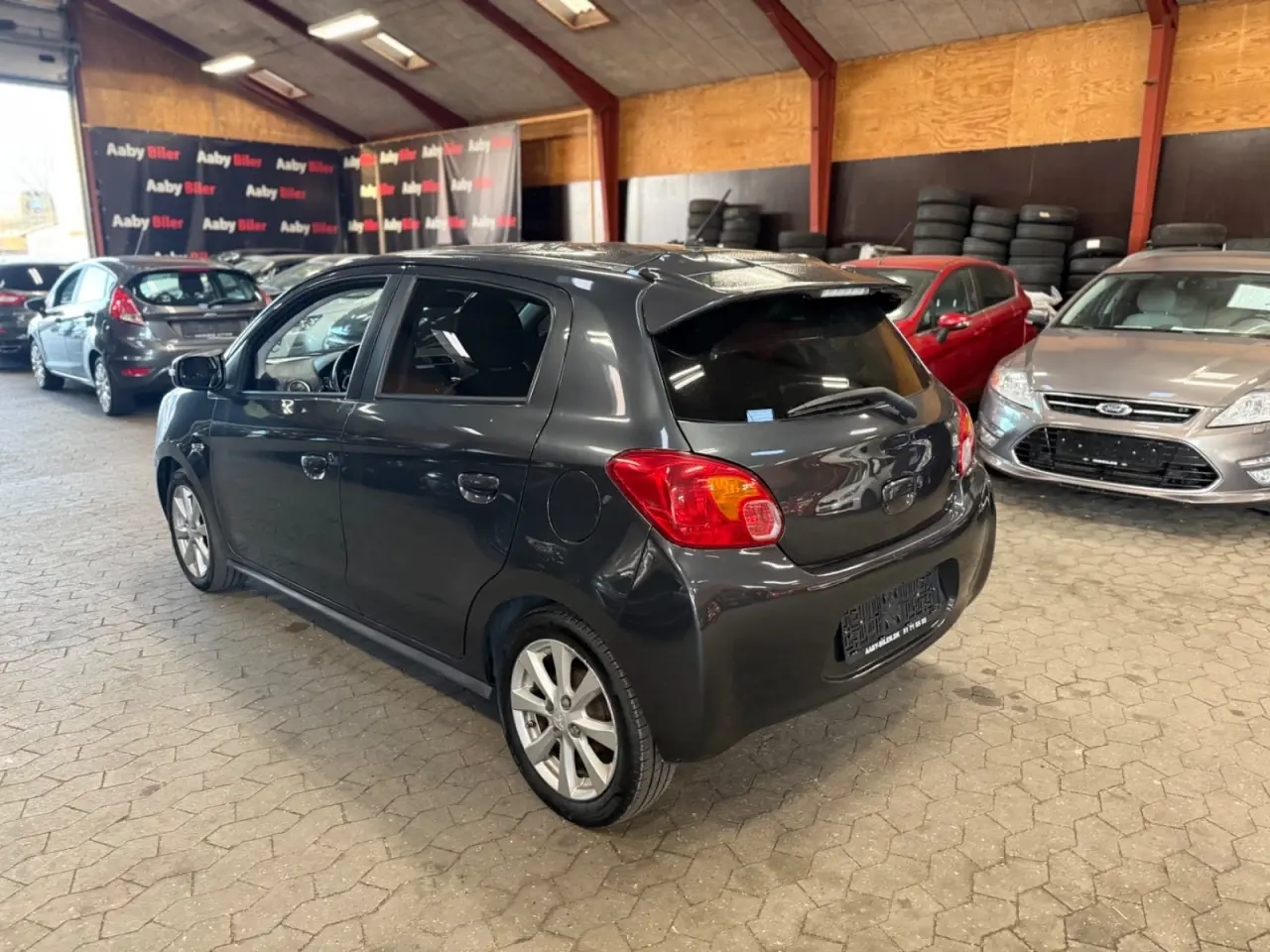 Billede 7 - Mitsubishi Space Star 1,2 Black & White