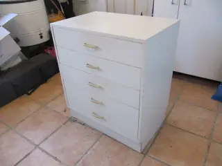 Kommode.