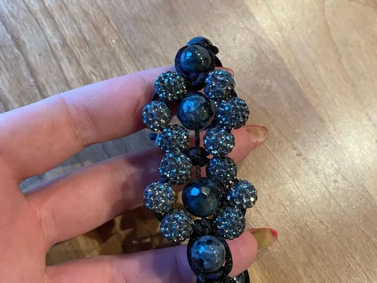 Billede 4 - Nye knyttede armbånd