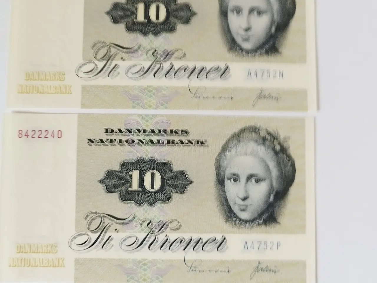 Billede 7 - 10 Kroner 1975. Bankfriske. Nr. Rækkefølge