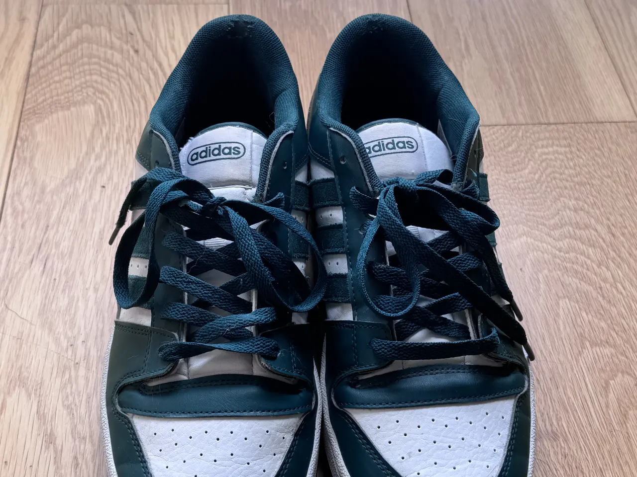 Billede 1 - Adidas Shoe. Outstanding condition. Size 10 / 44 G