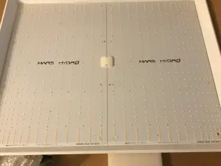 Mars Hydro Vækstlys og ventilator