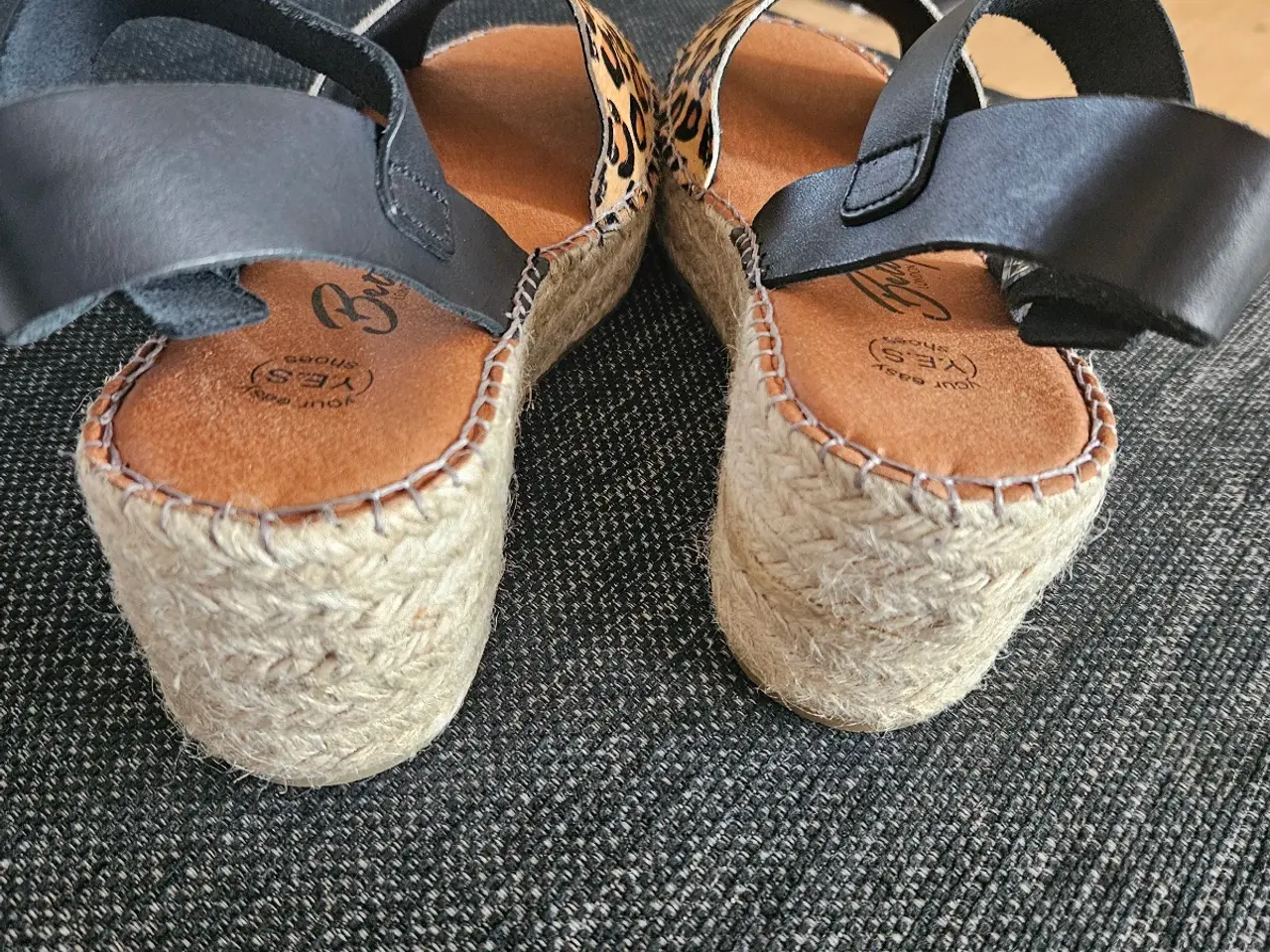 Billede 2 - UBRUGTE SANDALER 