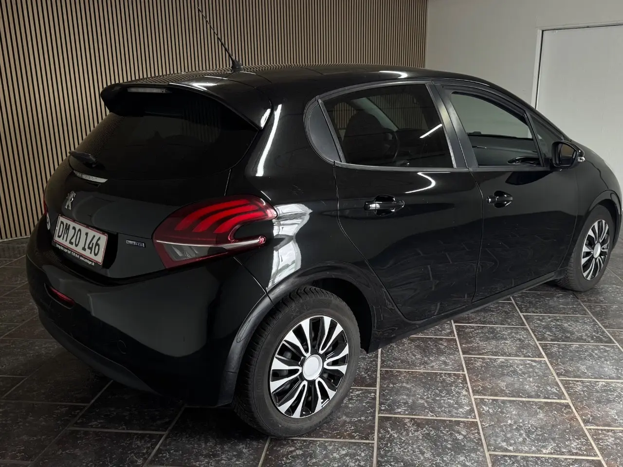 Billede 5 - Peugeot 208 1,6 BlueHDi 100 Desire Sky